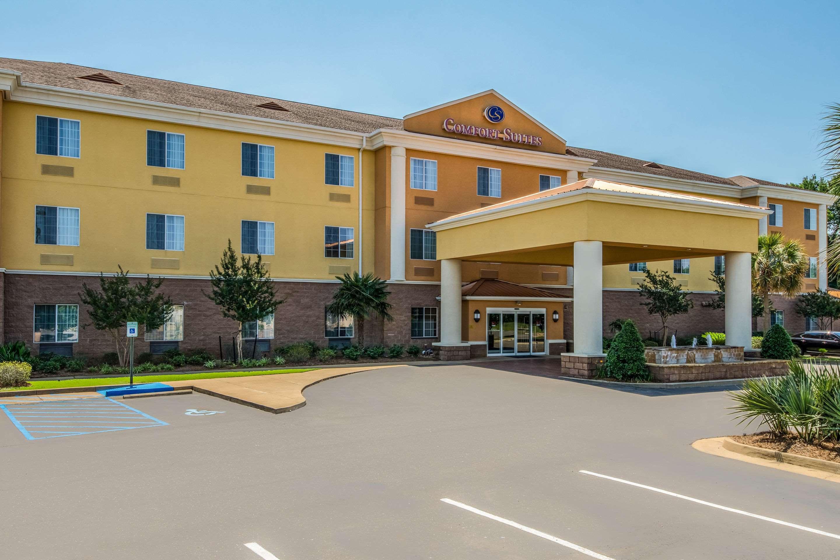 Comfort Suites Alexandria Exterior foto