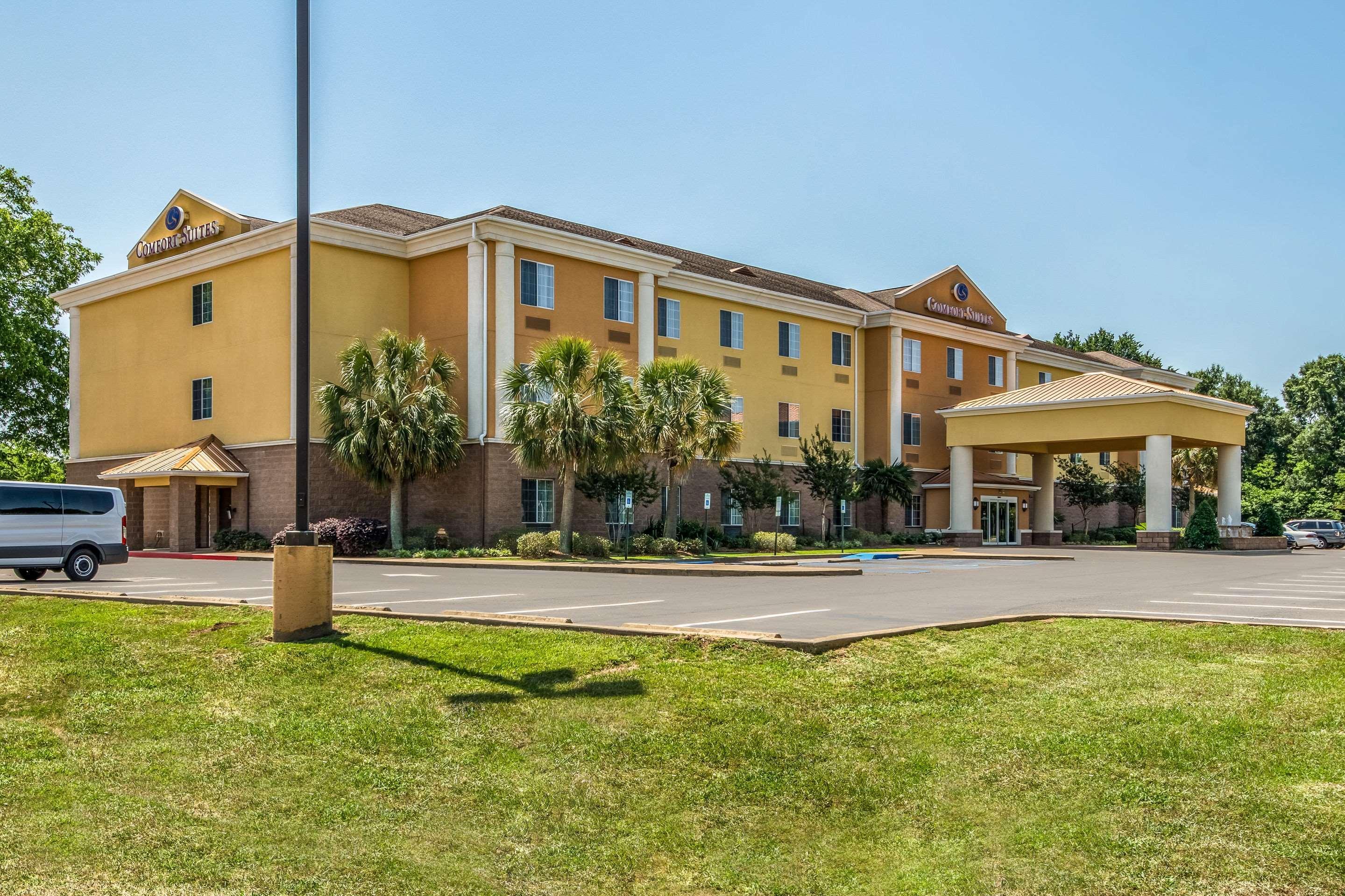 Comfort Suites Alexandria Exterior foto